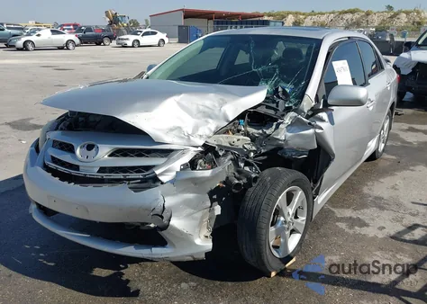 2011 Toyota Corolla S из США, поврежденный, VIN 2T1BU4EE0BC630165